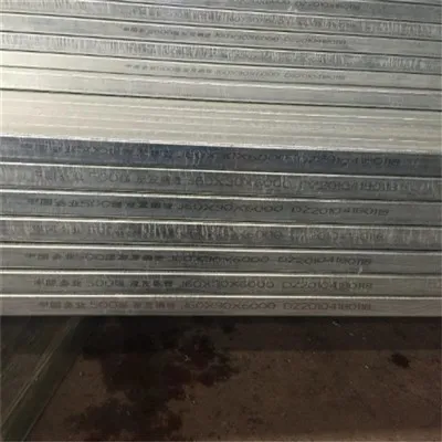 Pipa Persegi Tanpa Sambungan Q235B